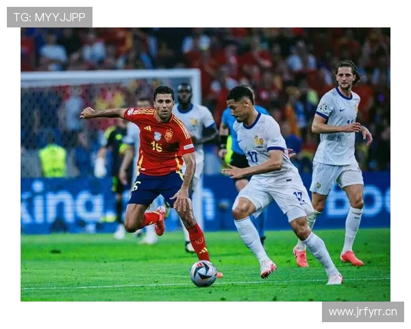 罗德里踢法是否过于保守？战术角色与比赛影响力分析