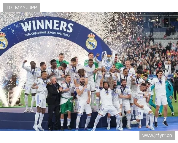 贝尔纳多·席尔瓦欧冠夺冠赛季的稳健表现解析