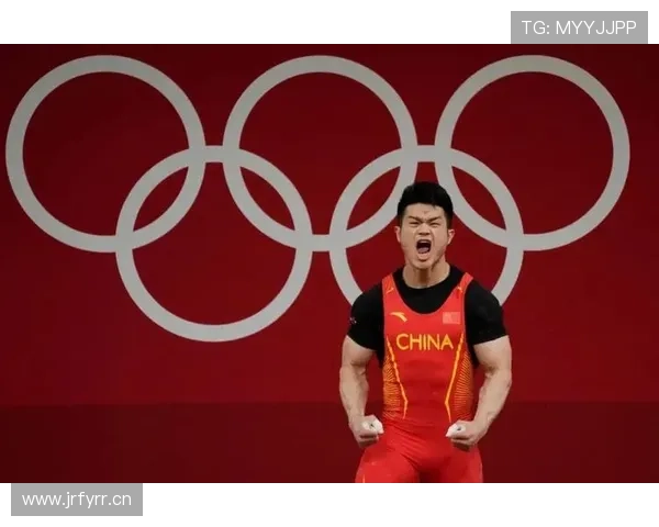 石智勇训练完吃五块牛排，教练说他饭量比健身房会员卡还贵