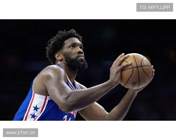 恩比德利用内线单打拉开差距，提升季后赛关键得分效率